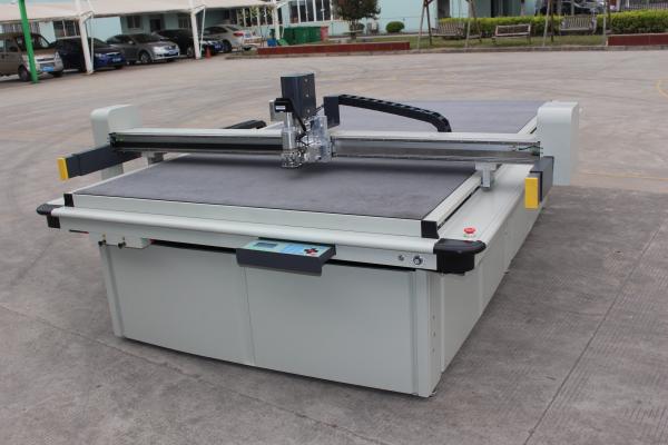 Quality Automatic Control CNC Gasket Cutting Machine With Two Interchangeable Tools for sale
