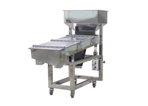 Wholesale Durable Linear Vibrating Screen Machine Plastic Particle Rectangular Screener from china suppliers