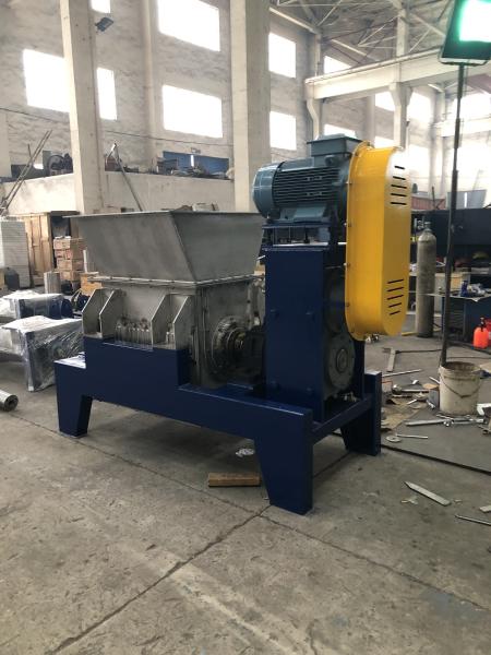 Quality Single Screw Bone Crushing Machine With 42CrMo Blade for sale