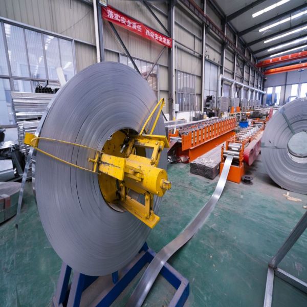 Steel Structure Frame Expandable Prefab Container House for White or Customized Color