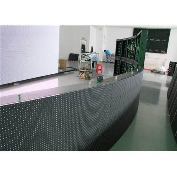 High Brightness Outdoor Advertising LED Display Screen Curved Video Screen