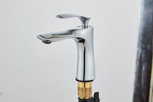 Wholesale Chrome Plated Single Hole Silver Wash Basin Faucet from china suppliers