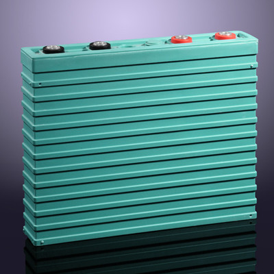 High Capacity LiFePO4 12V 400Ah Battery Pack for off-Grid Solar Power System