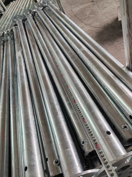 Galvanized 40m/S Telecom Solar Power Systems , Landscape Telecom DC Power Systems