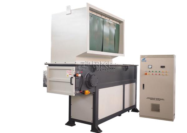 Quality Plastic Lumps Blocks 30kw Single Shaft Shredder Machine Recycling 100mm for sale