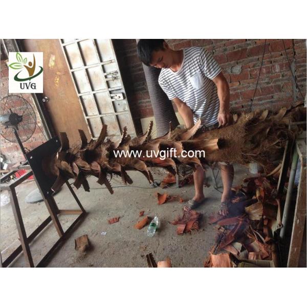 UVG silk fan leaves artificial coconut palm tree in curved trunk for hotel decoration