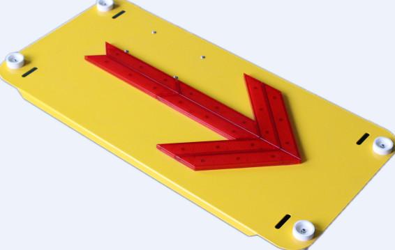 Quality Waterproof Red Light Collapsible LED Arrow Board for sale