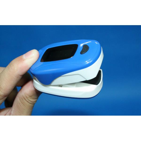 Blue Handheld Fingertip Pulse Oximeter Mini Size For Infant Home Use