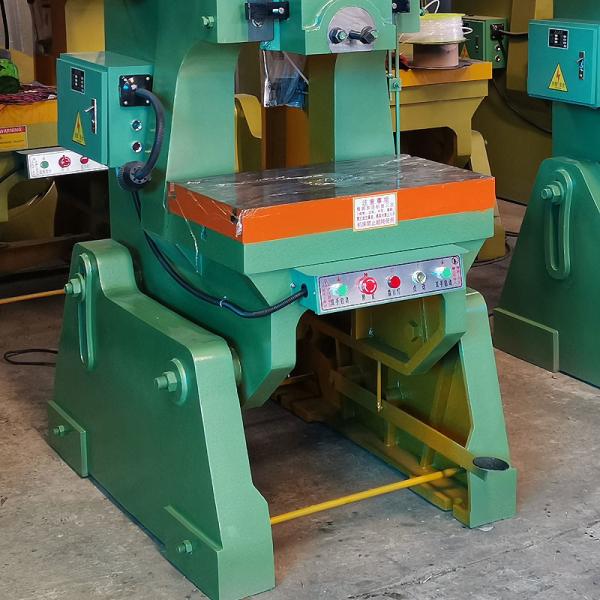 40Ton Steel Hole Punching Machine Mechanical Power Press 3 Kw 240mm