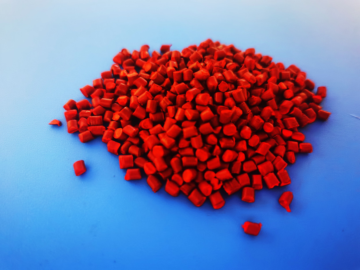 Wholesale PE Carrier Injection Molding Pellets Orange Colour Master Batch from china suppliers