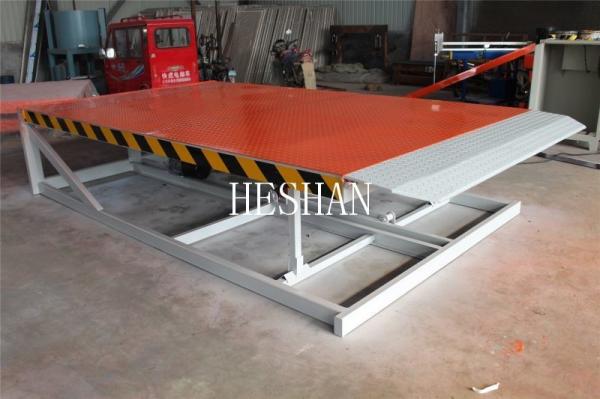 Quality Container Loading Dock Leveler Hydraulic Pentalift Dock Equipment SGS Approved for sale