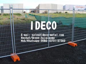 China Temporary Portable Fencing Panels with Plastic and Concrete Feet, Movable Welded Mesh Crowd Control Barricades on sale