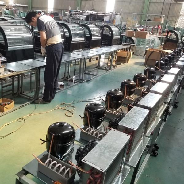 Arc Countertop Glass Cake Display Cabinet Small 180L 6 Cu Ft