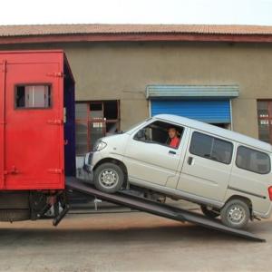 China OEM  Electric Tailgate Lift 1000mm Portable Forklift Loading Ramp on sale
