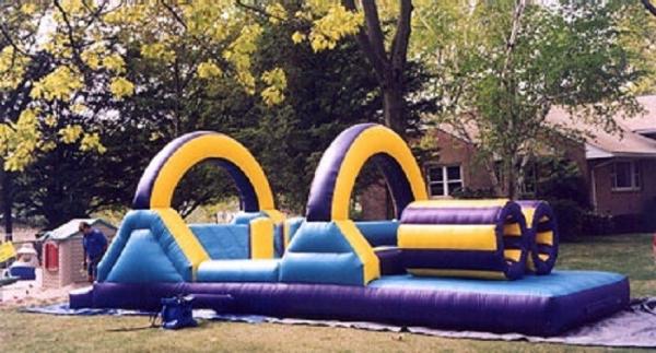 Quality Backyard Colorful Inflatable Bouncy Obstacle Course Eco - Friendly for sale