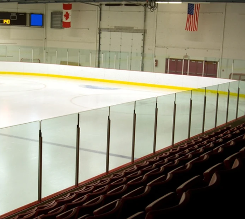Customized 12mm 15mm 19mm Thickness Safety Tempered Arena Glass For Hockey Field Glass