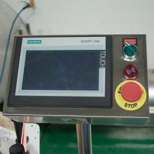 Automatic Square Bottle Labeling Machine