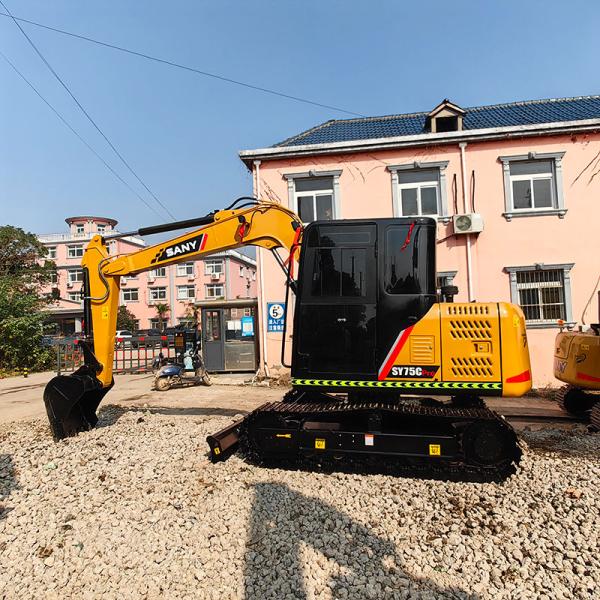 7.5 Ton Second Hand Mini Excavator Sany SY75 Earth Moving Digger