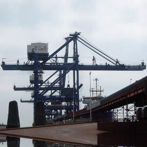 China 22m Span Container Handling Unit Grab Type Ship Unloader ISO/CE/GB Certification on sale