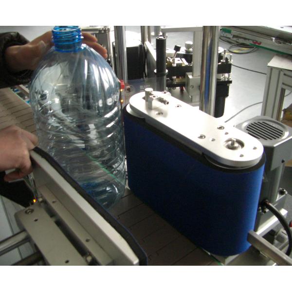 380v YM510 Sauce / Medicine Bottle Labeling Machine Full Automatic