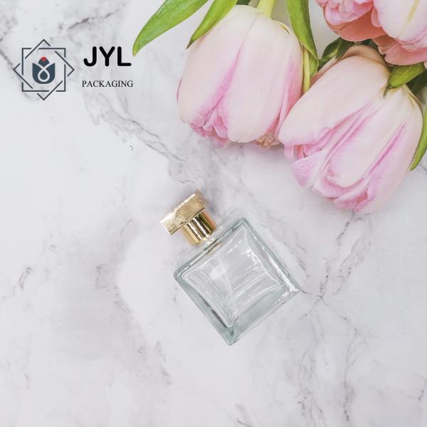 Luxury Zamac Bottle Cap Square Shape With Embossed Logo Europe Style