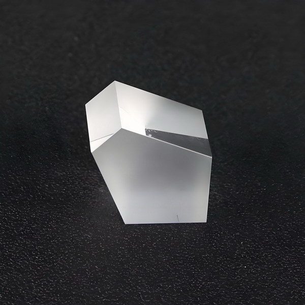 Anti-reflective Coated Optical Penta Prism For Maximizing Transmission Efficiency