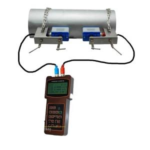 China Handheld Ultrasonic Clamp On Flow Meter IP68 Portable Hydraulic Flow Meter on sale