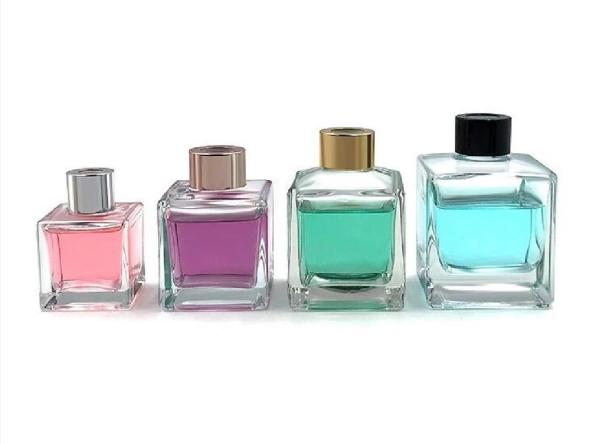 Quality Square Glass Diffuser Bottles / 50ml 80ml 100ml Aroma Reed Diffuser Bottles for sale