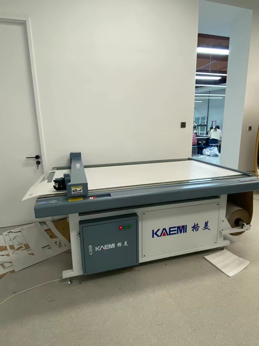 Network Port 120 SQM/H Speed Inkjet Printing Plotter With Super 350ml Big Ink Tank