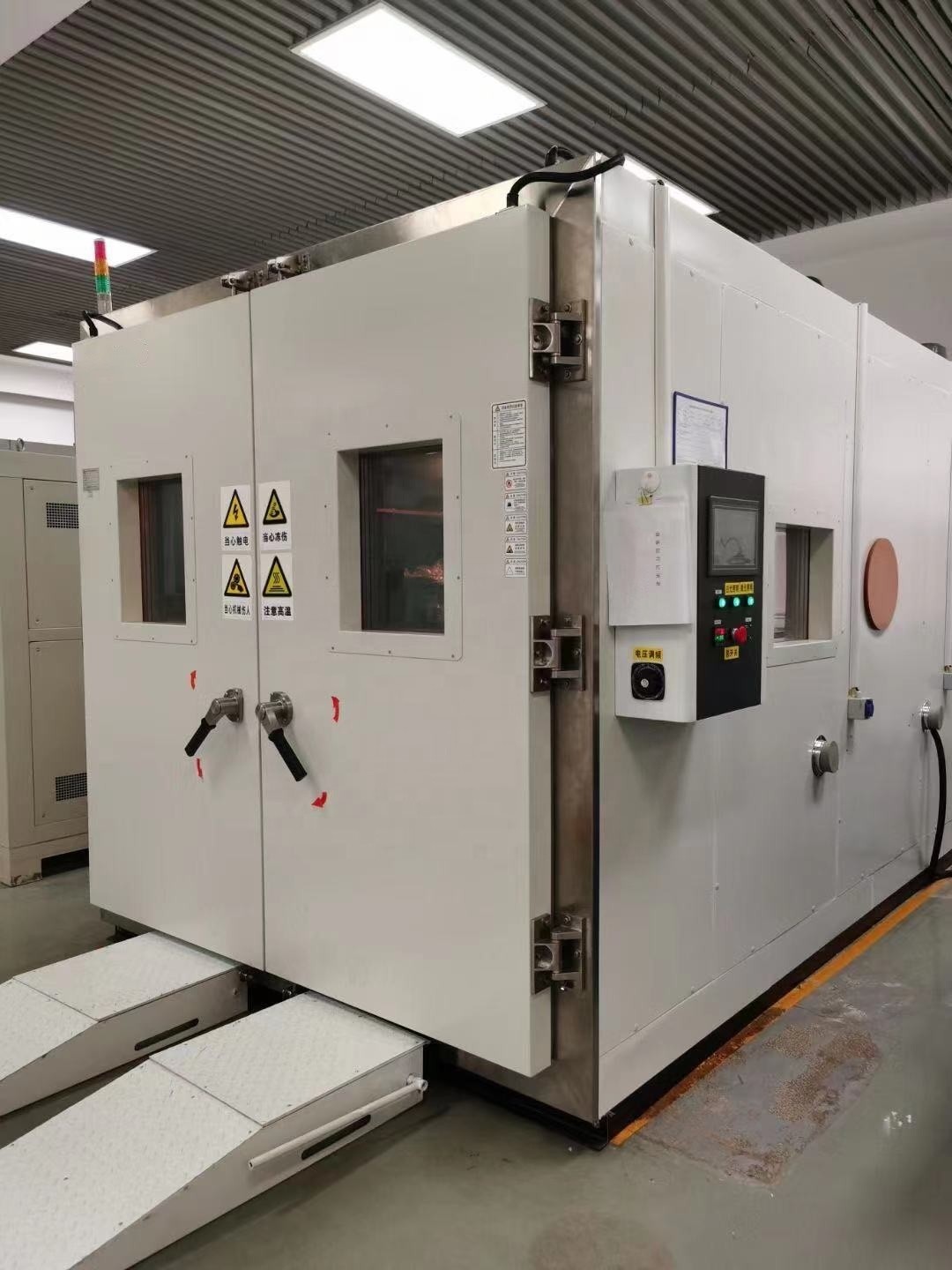 Thermal Shock Testing Machine For Thermal Shock Reliability Test Of Auto Parts