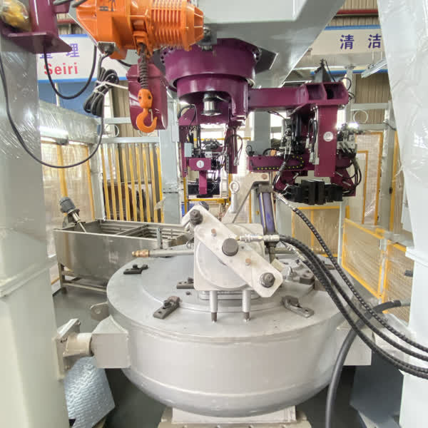 Low Pressure Die Casting Machine is Suitable for casting brass parts, such as faucets, auto parts, etc