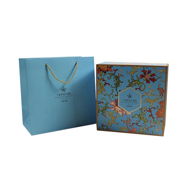 Blue Paper Bag For Shopping Embossing and Debossing Finishing