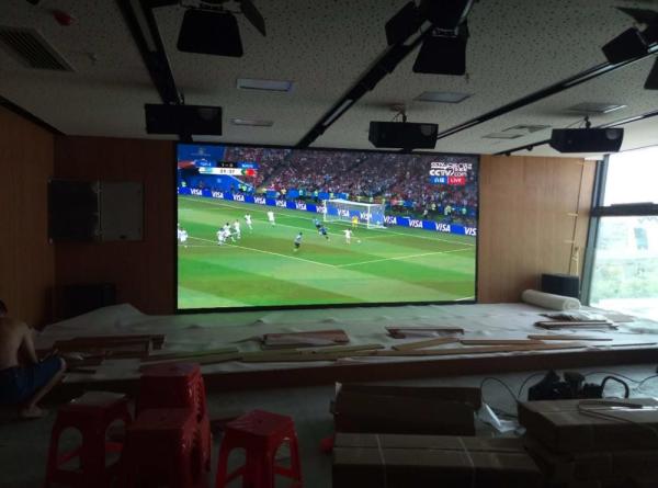 Quality High Definition Flexible Led Display , P2.5 Indoor Rental Led Display Damp Proof for sale