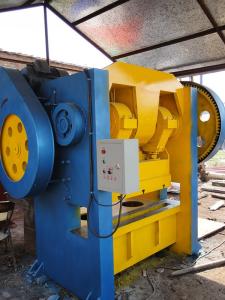 Different Shape Material Size Perforated Mesh Machine For Chile Market