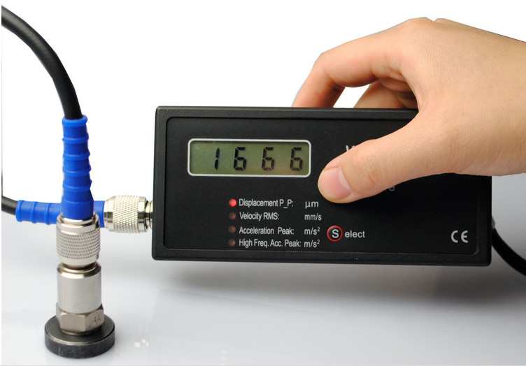 Portable Vibration Meter, Handheld Vibration Tester, velocity, displacement and acceleration
