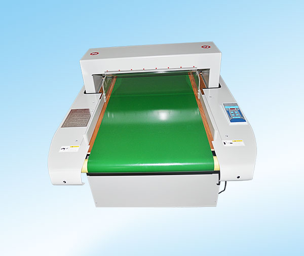 Industrial Conveyor Belt Metal Detector For Clothes Toys with 24m/min Speed