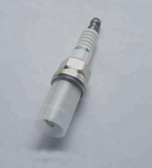 Spark Plug SK20R11 90919-01210 Car Spark Plug for TOYOTA COROLLA LEXUS LAND CRUISER