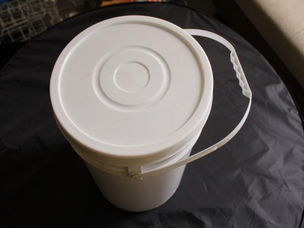 Quality Low Noise Bucket Handle Making Machine , Servo Injection Moulding Machine 59kw Heating Power for sale