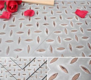 China Industrial PVC Plank Flooring EIR Floor Garage Waterproof on sale
