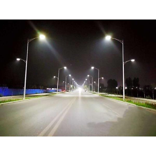 60 Watt All In One High Power Solar Lights For Playground Parks exterior 150W IP66