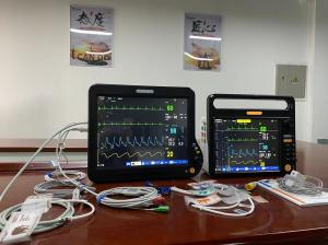 China Medical Veterinary Multiparameter Monitor Portable For Cats Dog Animal Monitoring on sale
