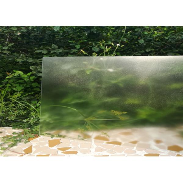 4MM Customized Sizes Low Iron Clear Glass , Solar Energy Glass 91.7% Light Transmittance