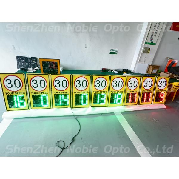 Solar Powered Radar Speed Feedback Sign With IP54 Waterproof For Traffic Speed Measurement