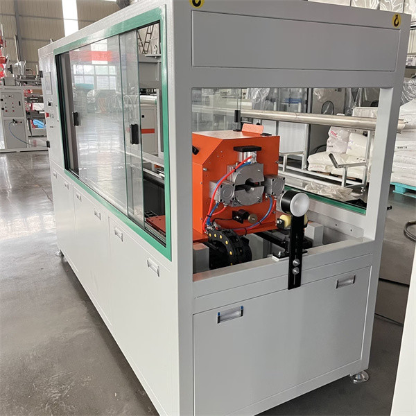 Standard Automatic PVC Tube Cutting Machine , Plastic Pipe Moulding Machine SGS