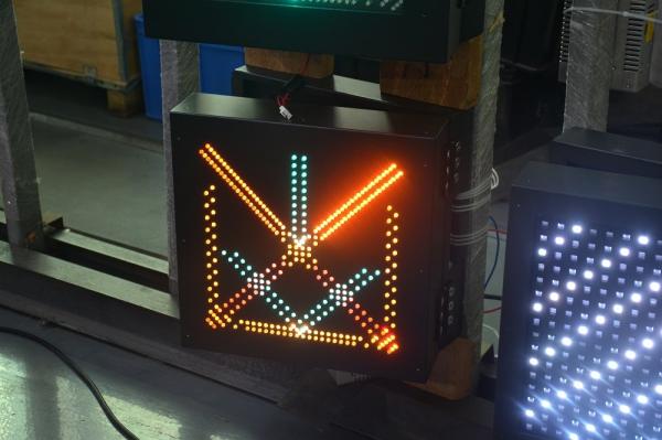 Quality 5mm Chips DIP LED Traffic Message Board intersection lane control sign for sale
