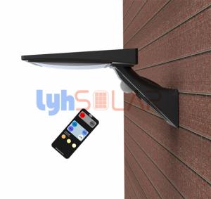 IP65 Waterproof Wall Mounted Solar Security Lights With Motion Sensor Total 520Lm Output