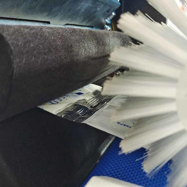 220V Gloves Automatic Flow Packing Machine / Wrapping Machine Servo Driven 2.8KW