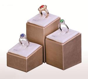 China Trade Fair Ring Display Stand , Retail Jewellery Display Stands Easily Cleaning on sale