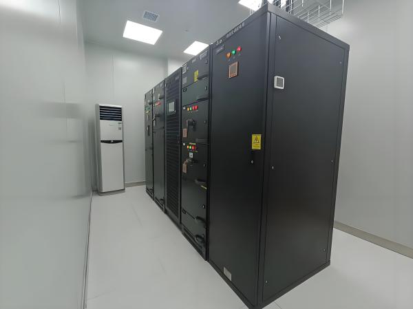 Quality 600KVA 3 Phase Ups 40Hz ~ 70Hz 3 Phase Battery Backup for sale