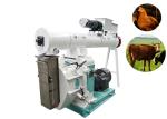 Simple Operation Animal Feed Making Machine , Poultry Feed Processing Machine